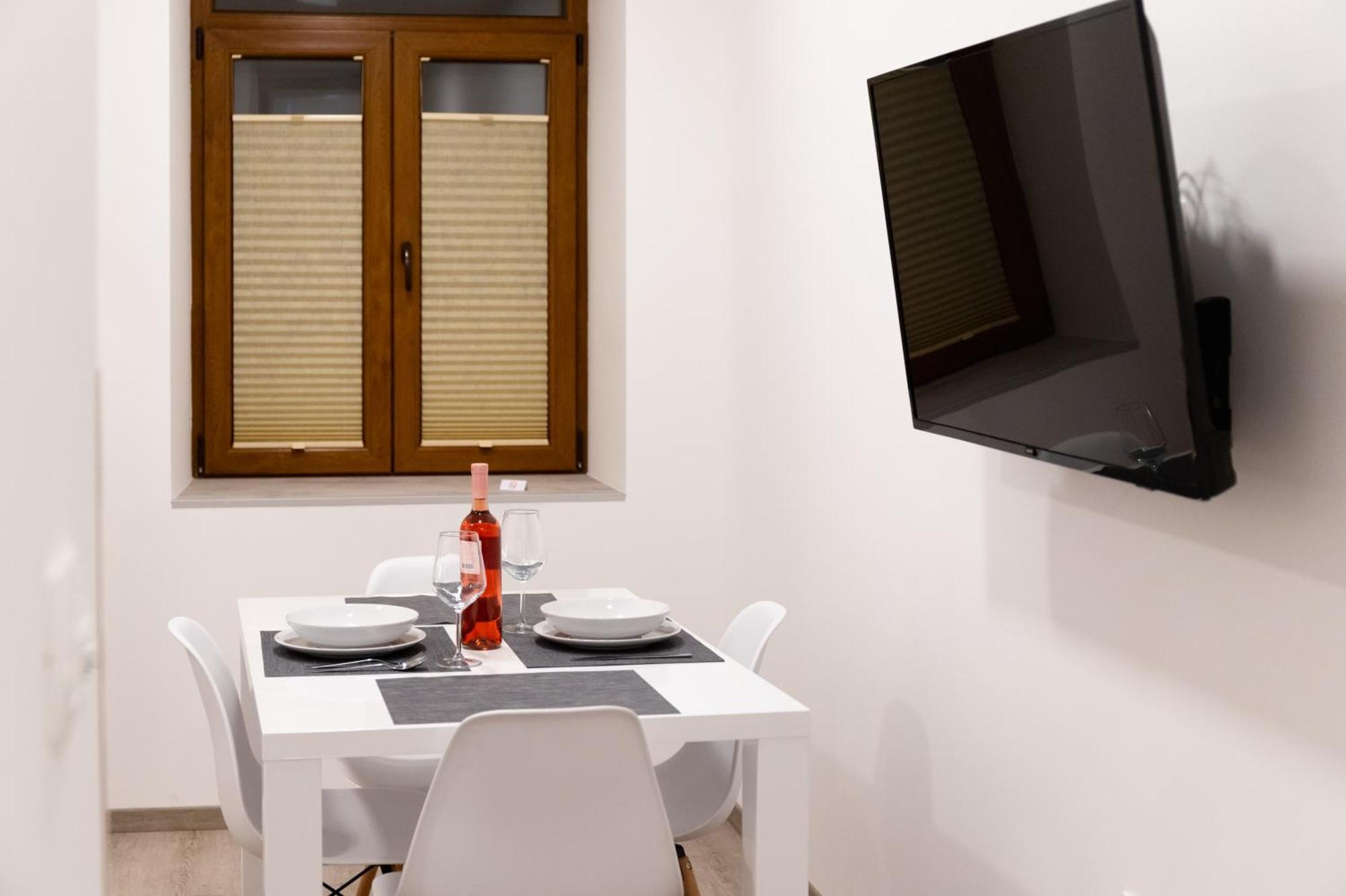 Oliver Street Apartment Vipava Exteriér fotografie