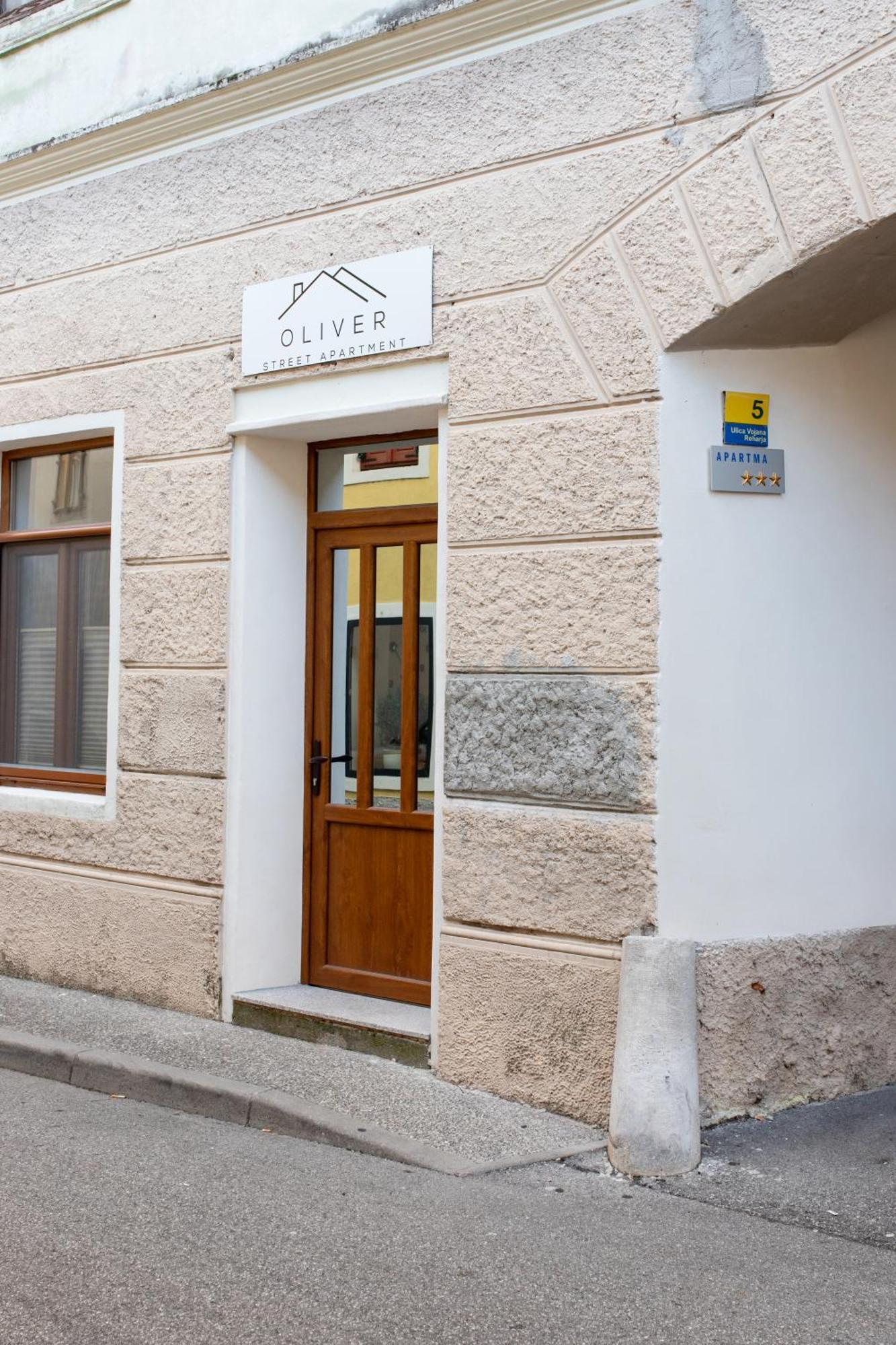 Oliver Street Apartment Vipava Exteriér fotografie